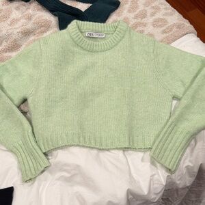 Zara Light Green Women's Crew Neck Sweater
